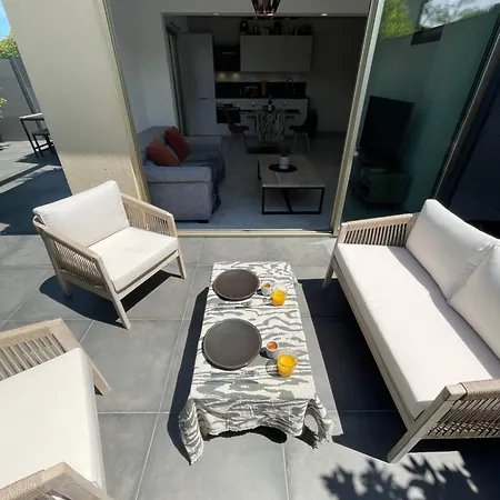 Bali Vibes Piscine Tennis Wifi Ac Clim Antibes